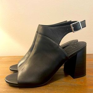 A new day | Black | Size 9 1/2